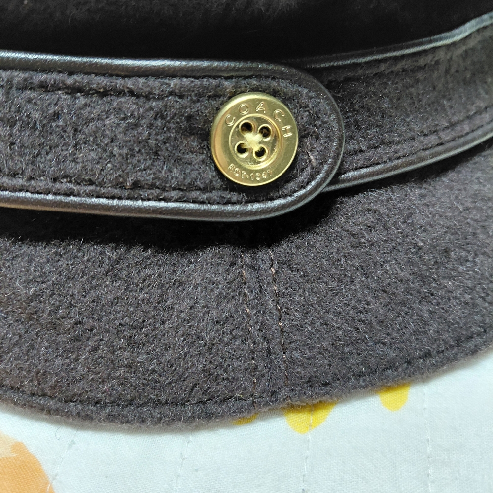 Elegant Black Men's Hat - Picture 2 of 9